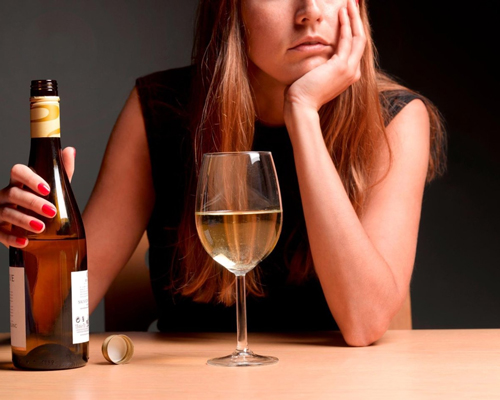 Анонимное лечение женского алкоголизма во Фрязино